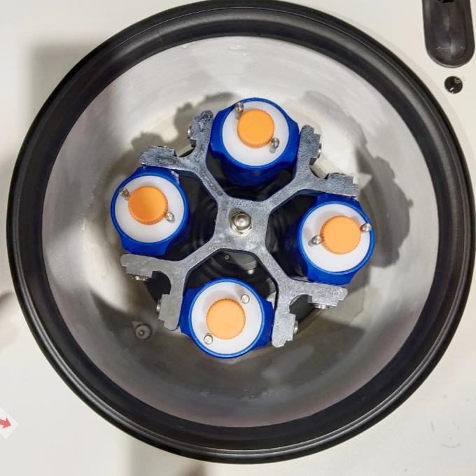 TDL5M Phòng thí nghiệm tản nhiệt lạnh 6000rpm 5120xg với máy nén nhập khẩu cho DNA tế bào máu 2